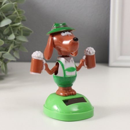 Plastic pendulum from the solar battery "dog with beer circles" 10.5x9.3x6 cm mix-1