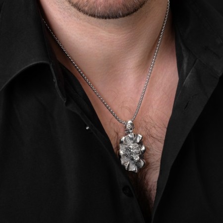 Pendant male "tiger" in Oschal, silver color, 70 cm-3