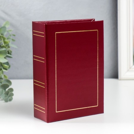 Photo album in 100 photos 10x15 cm "Classic" red