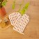 Kitchen set (2 objects) of the share “trend”, red color, a severity of 17x17 cm, mittens 26x16 cm, 100% p/e