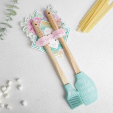 Set of a blade and a brush from silicone 
