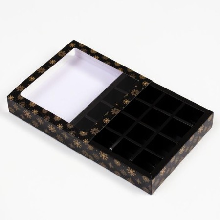 Box for sweets 16 pcs "Snowflakes", 17.7 x 17.7 x 3.8 cm-1