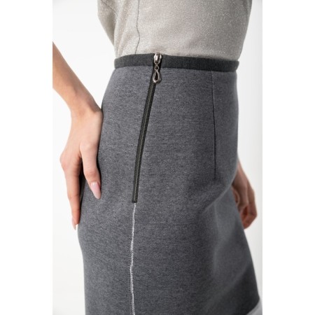 Women's skirt, size 42-10