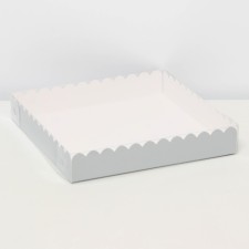 Box for cookies, silver, 18 x 18 x 3 cm