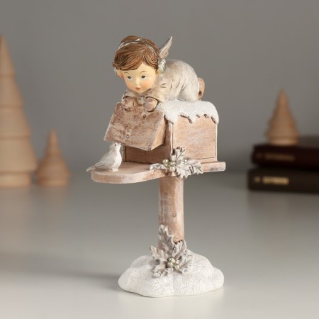 Polystone souvenir "Curious angel on the mailbox" 8.5x5x13 cm