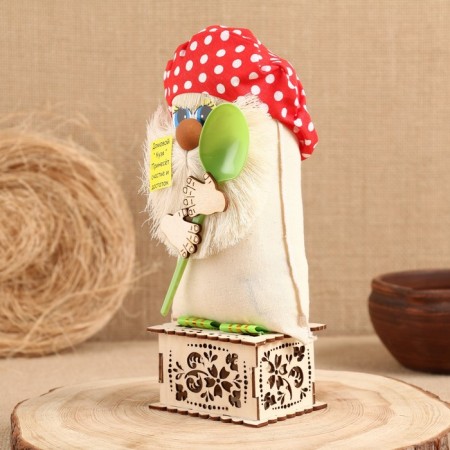 Amulet - box "Browner with a spoon", 25 cm, mix-11