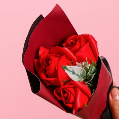 Bouquet of soap roses, red-4