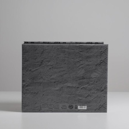 Gift folding box, packaging, “strongest”, 31.2 x 25.6 x 16.1 cm-3