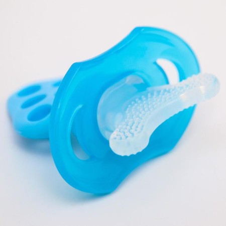 Silicone teether "for the front teeth", blue, with a cap of crumb I-8