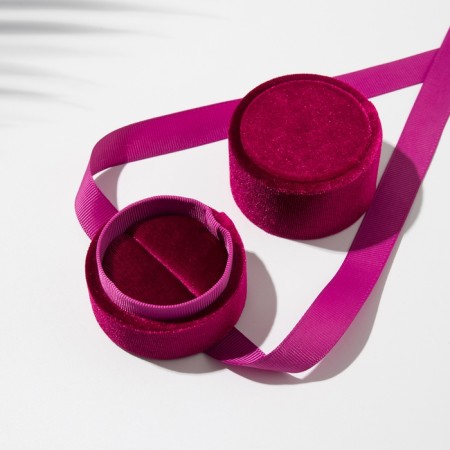 Case from Korean velvet for earrings/ring "Surprise" 5.8 × 5.3 cm, burgundy color-2
