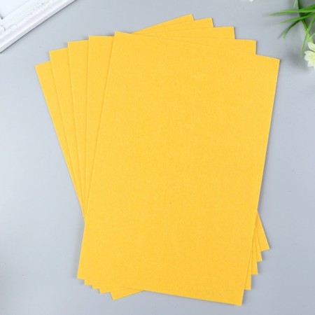 Hard felt 1 mm 20x30 cm orange-1