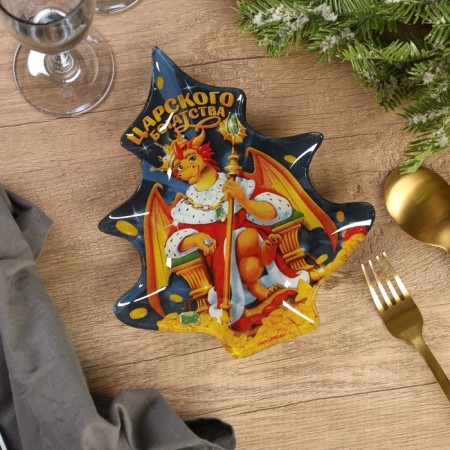 A plate in the form of a Christmas tree "Tsarist wealth", 16.5x19.5 cm