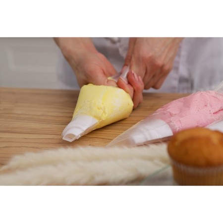 Confectionery set 12 items: 8 nozzles d = 3.7 cm, adapter d = 4 cm, 3 bag 22 × 32 cm, mix nozzles-9