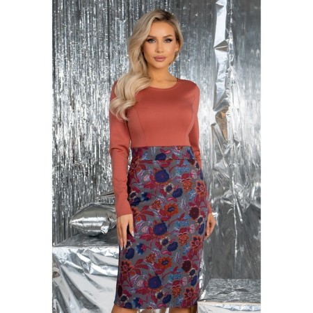 Women's dress, size 48-4