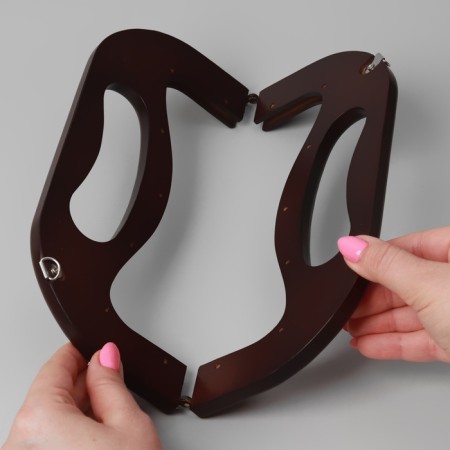 The handle-farmoir is wooden, on magnets, with mount, 27 × 12 × 2.5 cm, brown color-1