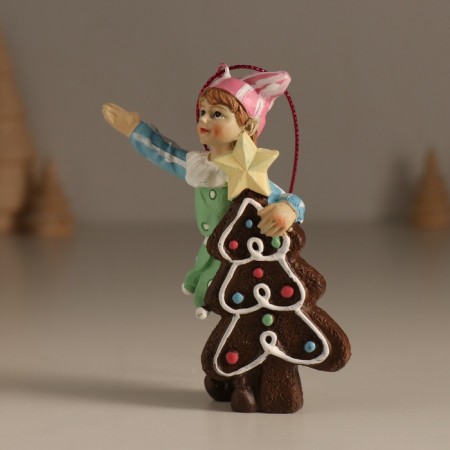 Souvenir Polystone Suspension "New Year's Elf with a gingerbridge" 8x4x10.5 cm-3