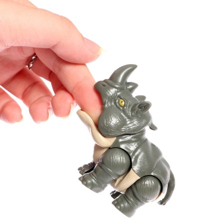 Game set "Wild tooth", 1 figure, color mix-7