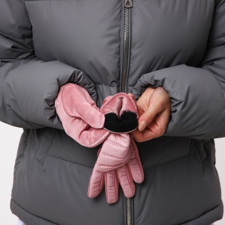 Gloves are female, dimensionless, with insulation, pink color-4