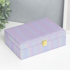 Casket to the leatherette for jewelry 