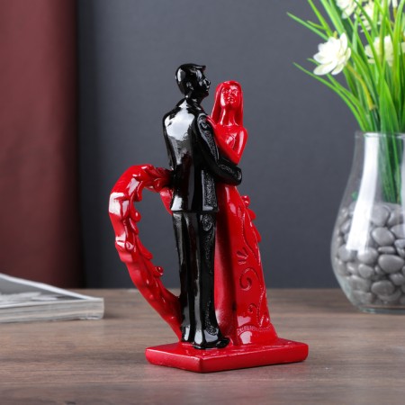 Polystone souvenir "newlyweds near the heart" Red-black 18.7x1.8x5.7 cm-1