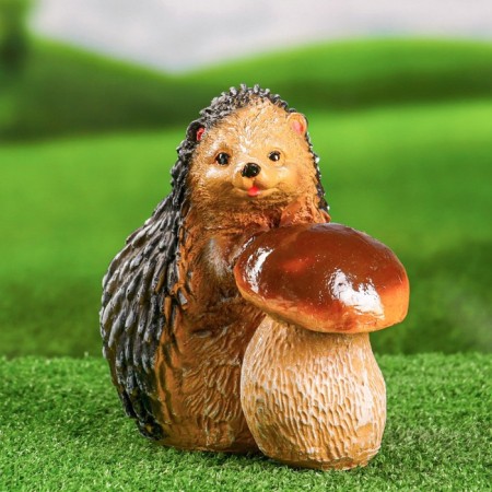 Garden figure "Hedgehog with white mushroom" 20x20x13cm