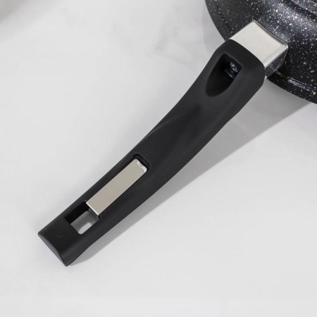 Granite Star pan, d = 24 cm, plastic handle, anti -stick coating, black color-4