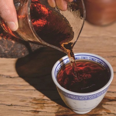 Chinese sustained tea "Shu Puer", 357 g, 2004, IU, damn it-2