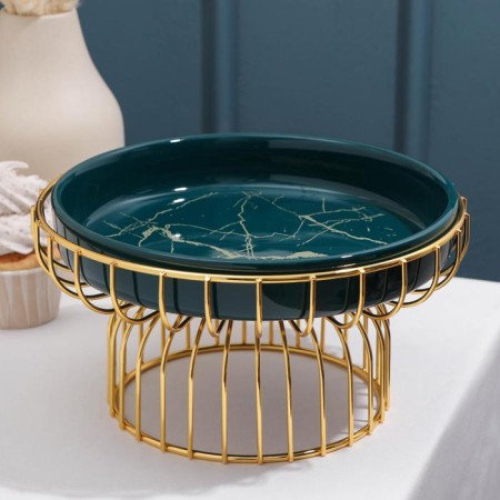 Ceramic dessert stand on a metal stand “Emerald. Gold ", D = 23 cm, green color