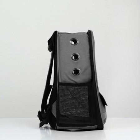 A backpack for carrying animals with a viewing window, gray-2