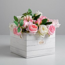 Gift box for flowers with PVC lid, packaging, 