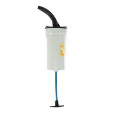 A syringe with a nozzle for a bay of Glavdor oils 500 ml