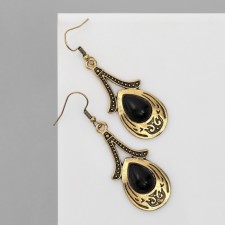 Enemy Earrings Volumetric drop, black color in black gold