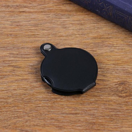 Folding magnifier 3x, d = 5.5 cm, in the case, master K.-2