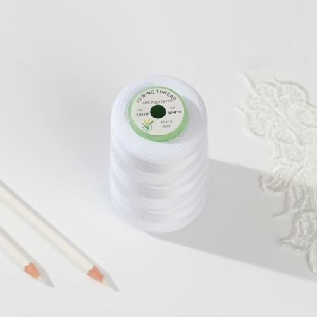 Threads 40/2, 3100 m, white color No. 1301-2