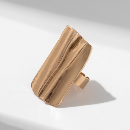 Ring "crumpled lines" rectangle, matte gold, dimensionless color-1
