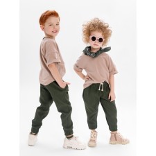 Costume: T-shirt and trousers Children's jump, height 110-116 cm, beige color, khaki