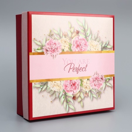 The box is folding, the lid is “you are beautiful”, 20 x 20 x 6 cm without a window-3