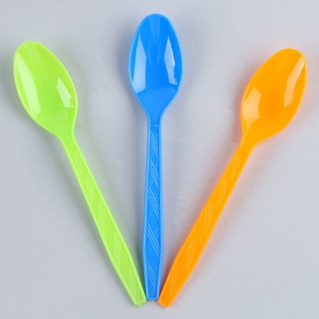 Tablespoons are plastic, in the set 12 pcs., Mix colors