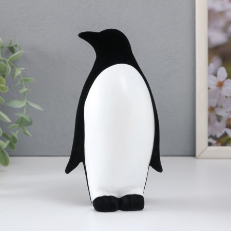 Souvenir Ceramics "Penguin Arctic" 9x7.2x16.3 cm