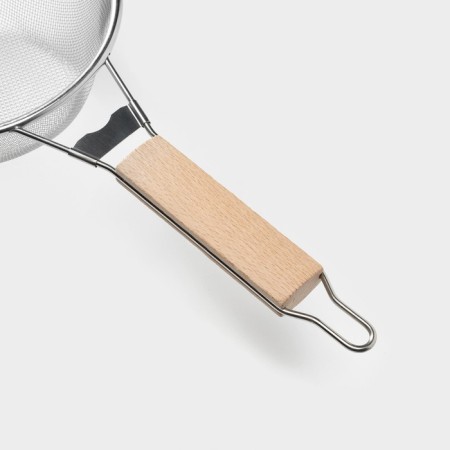 Sieve with the handle of the share "Standard", d = 18 cm-2