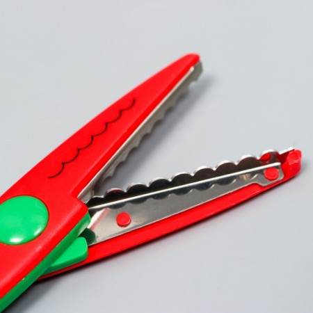 Scissors embossed "Flower", (set 6 pcs) 13 cm-4