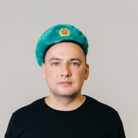 Берет пограничника «На страже Родины», герб-1