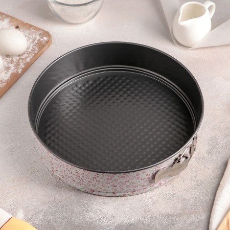 A set of forms for baking the connective share “pastoral. Circle ", 3 subjects: D = 24/26/28 cm, white color-1
