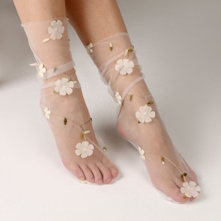 Carnival accessories, white, flowers-1