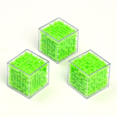 Puzzle-labyrinth "For any engine", in showbox-2