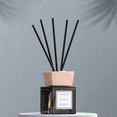 The aromatic diffuser "White Musk", 50 ml-1