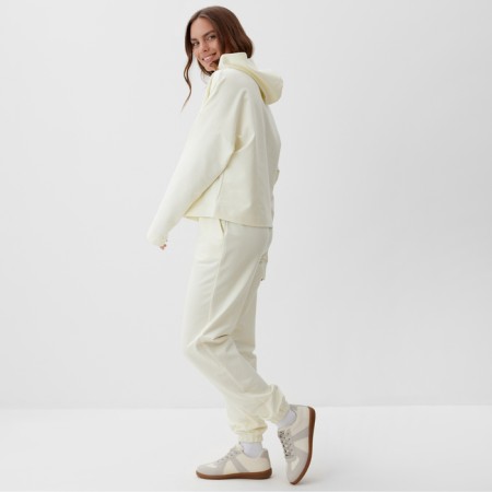 Women's costume (sweatshirt and trousers) Mist, p. 48-50, milk-4