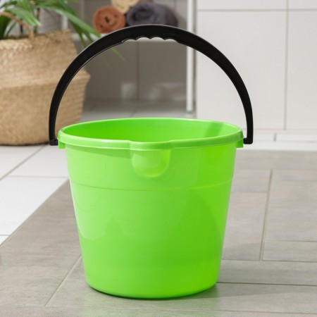 A bucket with a drain of round, 10 l, d = 28 cm, h = 24 cm, green color