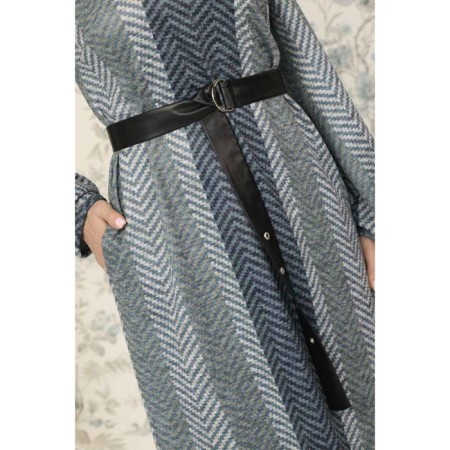 Women's dress, size 50-3