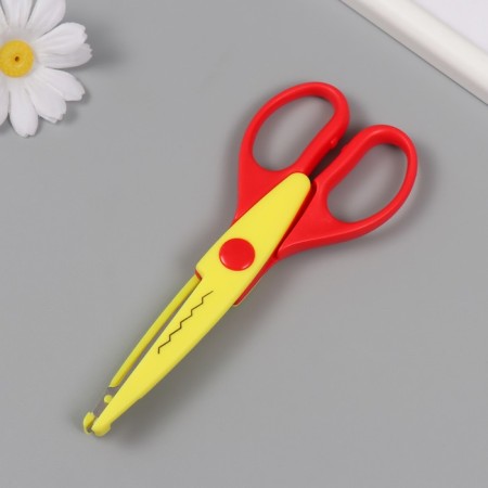 Embossed scissors 15.5 cm, mix-2